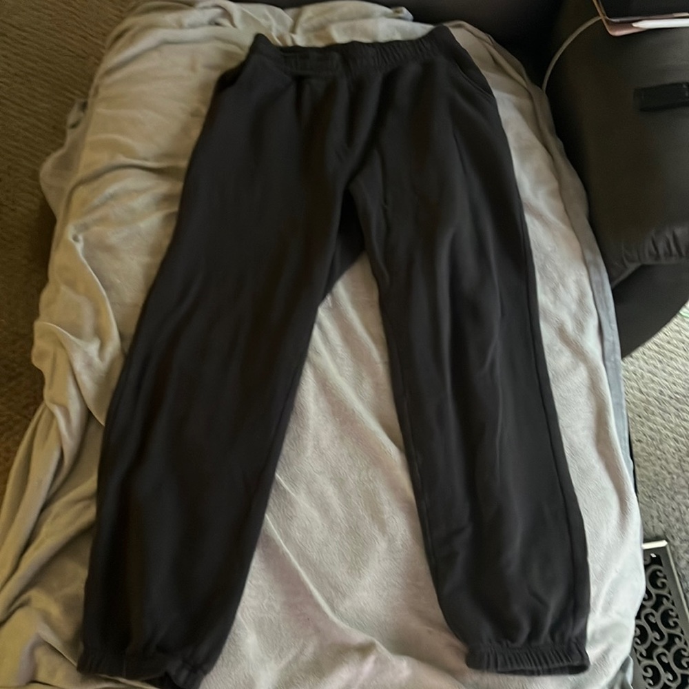 American Eagle sweats